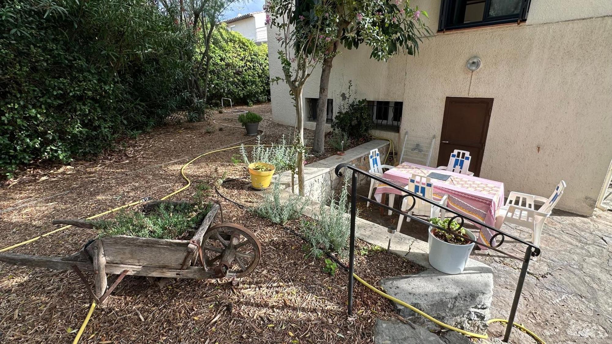 拉加尔德Jardin & Terrasse Ombragee - T2 Cozy Et Paisible公寓 外观 照片